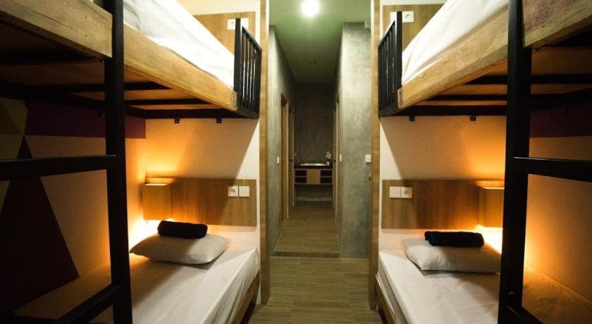 Hostel Holistic Pod Kuta Kuta (Bali)